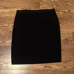 Designers Originals Classic Black Pencil Skirt